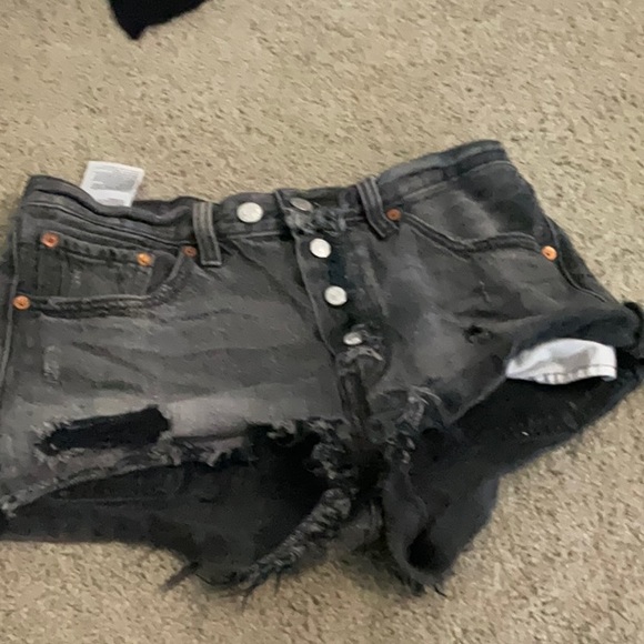 Levi 501 shorts size w27 - Picture 1 of 3
